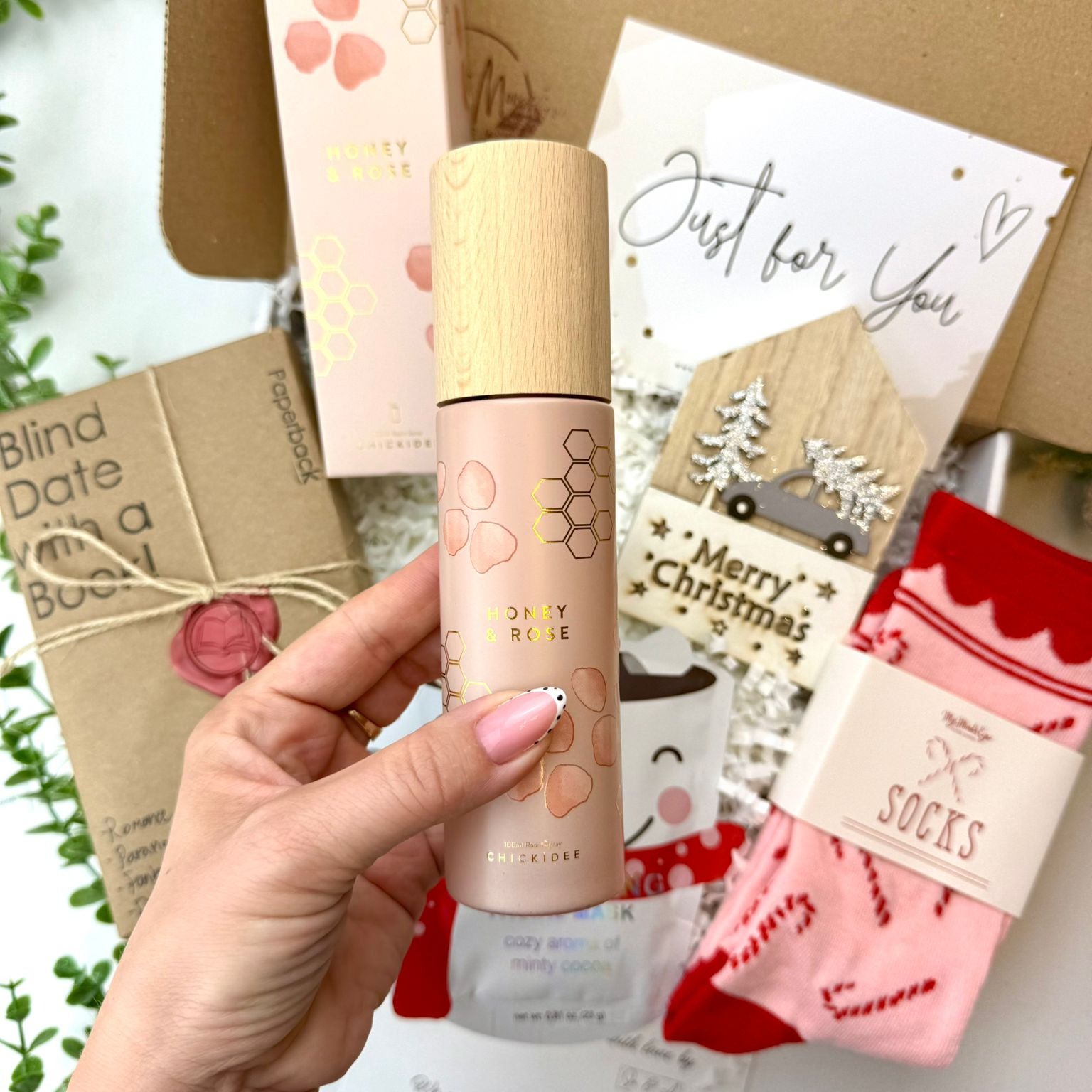 'Relaxing evening' Secret Santa Gift Box - Image 4