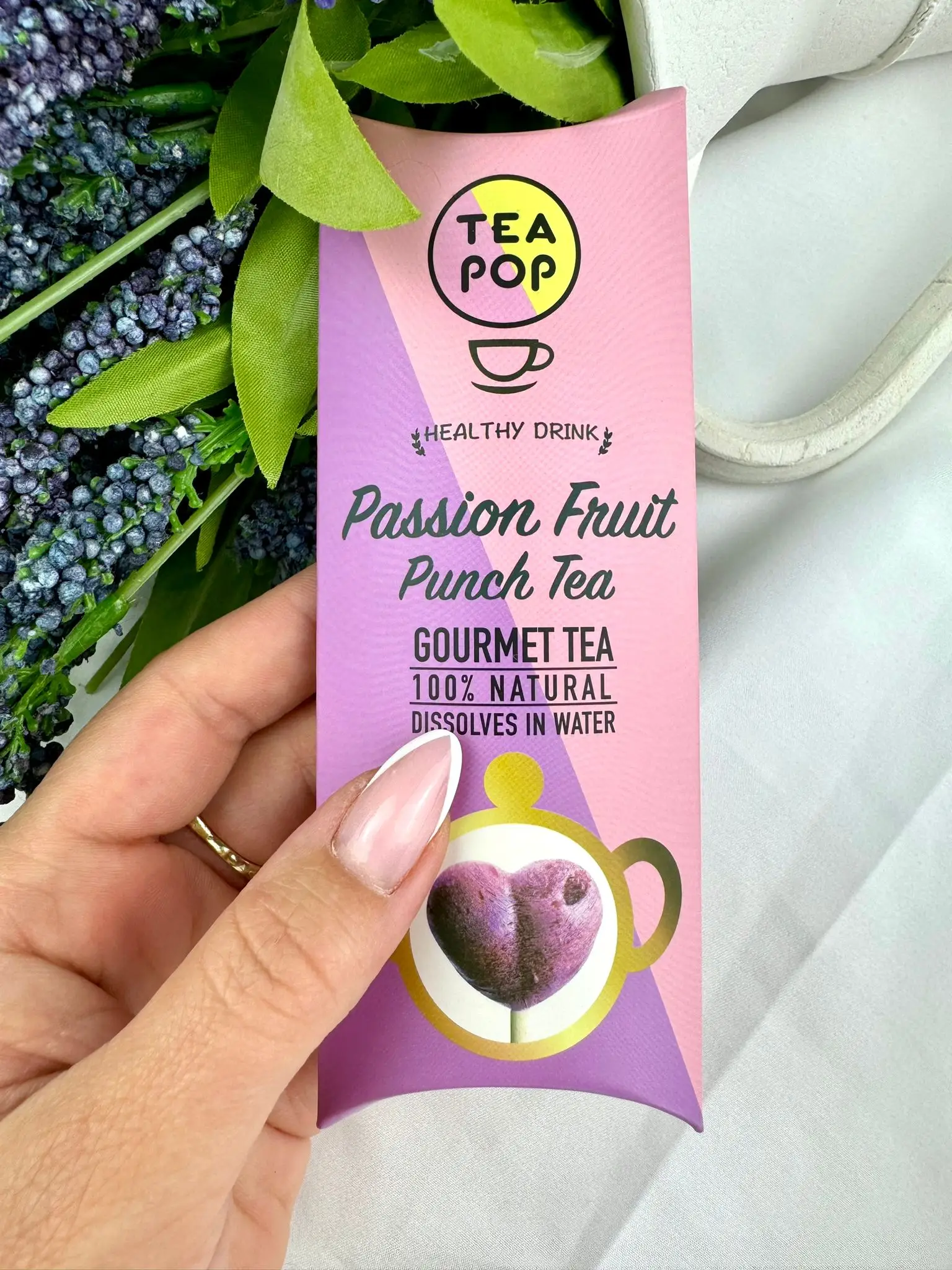 Passion Fruit Punch Tea on a Stick. 100% natural extract from tea leaves, fruits, plants and herbs. Dissolves fully in hot and cold water, - Image 1