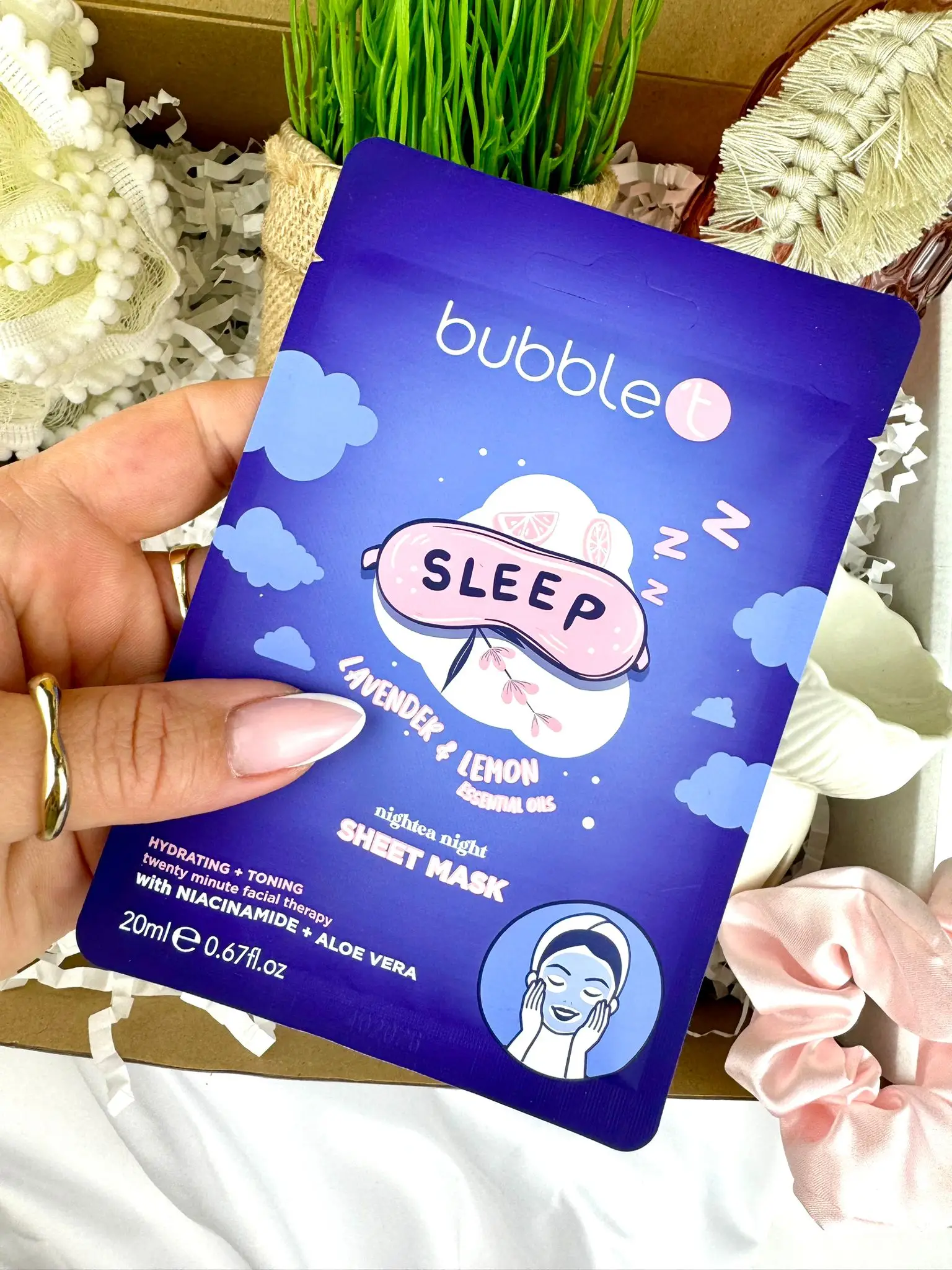 Sleep Sheet Mask - lavender and lemon hydrating face mask containing natural hibiscus flower extract and lemongrass extract as well as anti-inflammatory and antioxidant-rich ingredients as tea tree, rosemary, thyme, jasmine and anise - Image 1