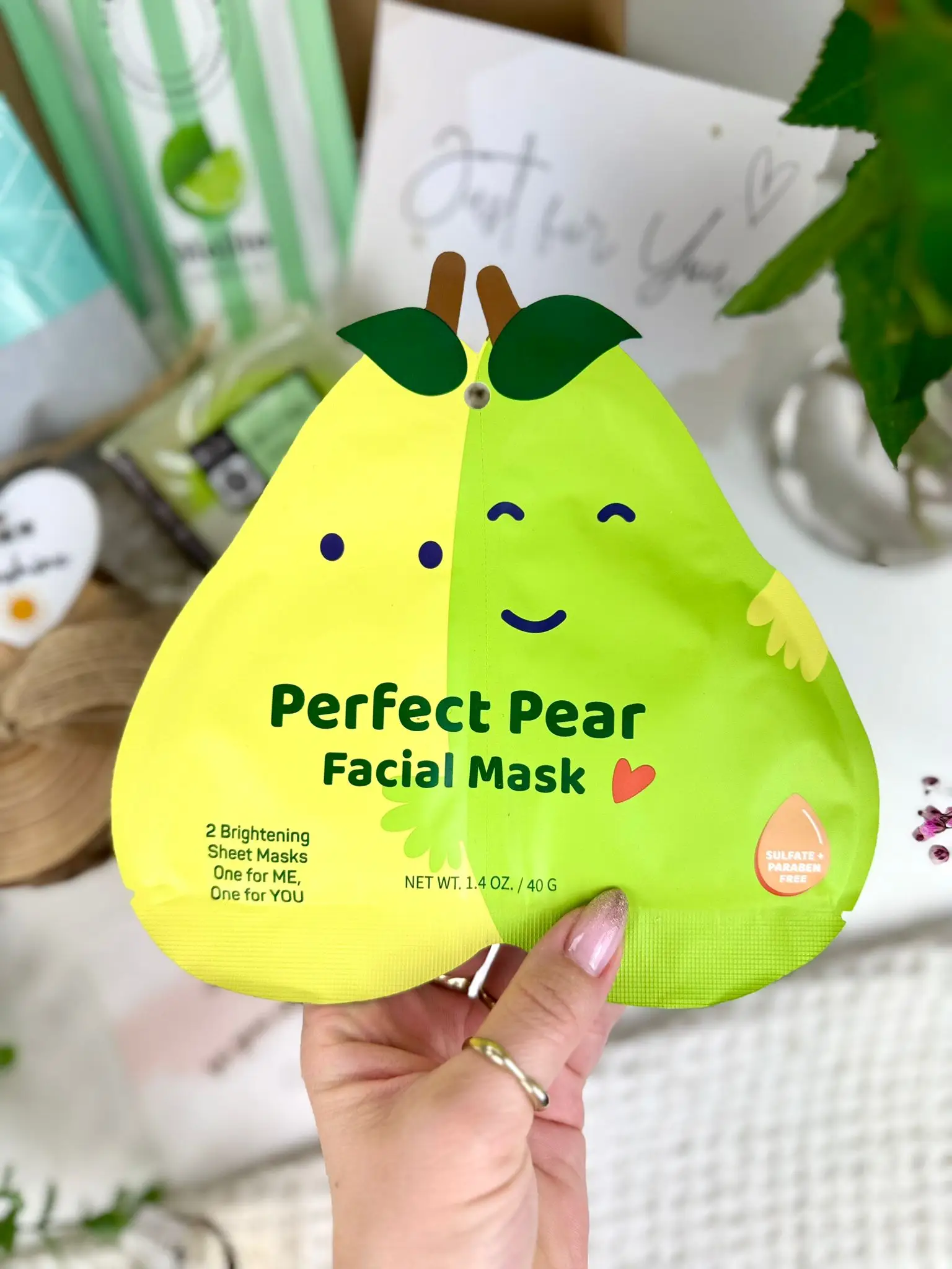 Perfect Pear Face mask- 2 brightening Sheet mask: one for ME one for YOU - Image 1