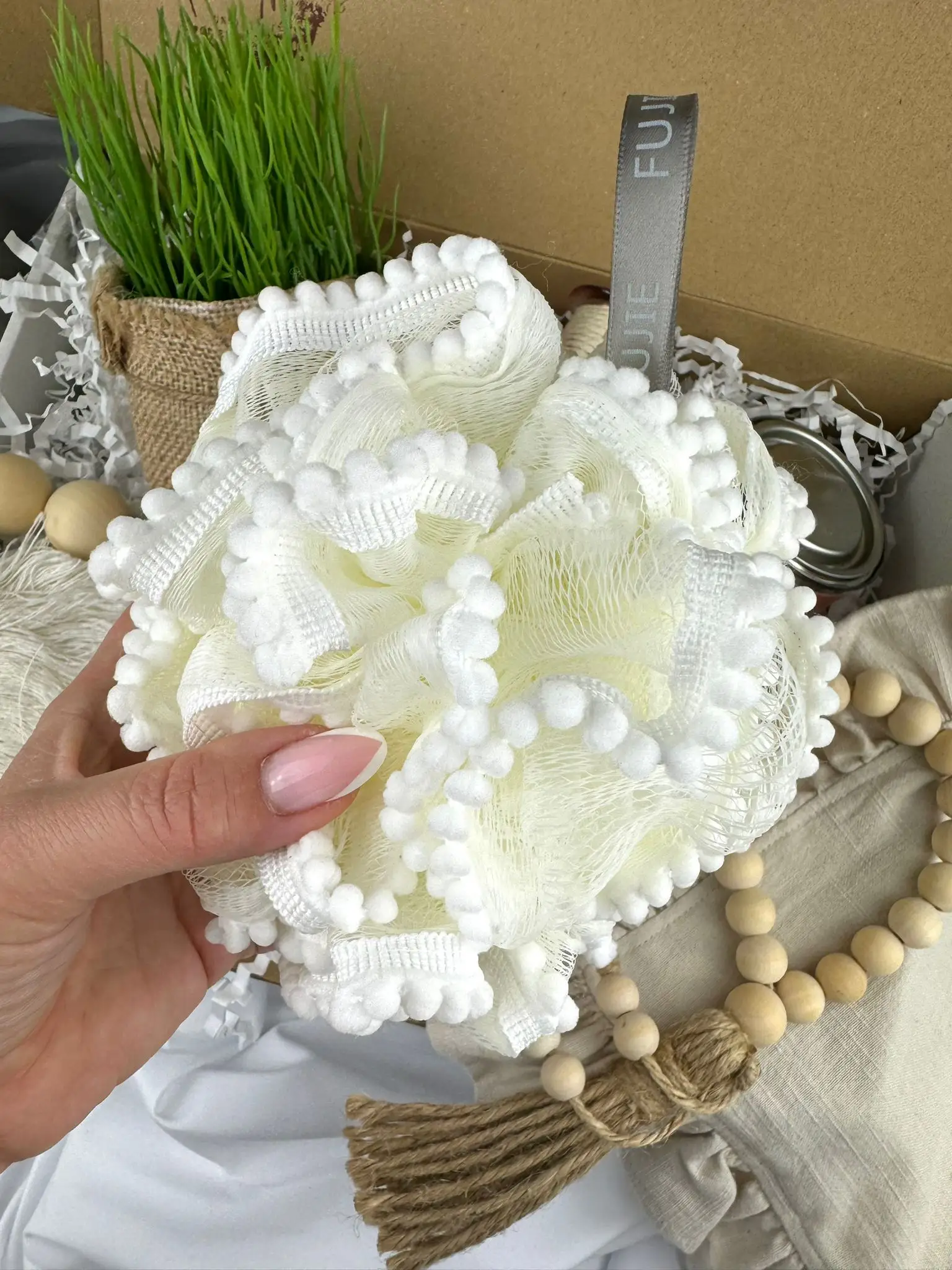 Luxury Ultra-soft Bath Sponge for ultimate pampering - Image 1