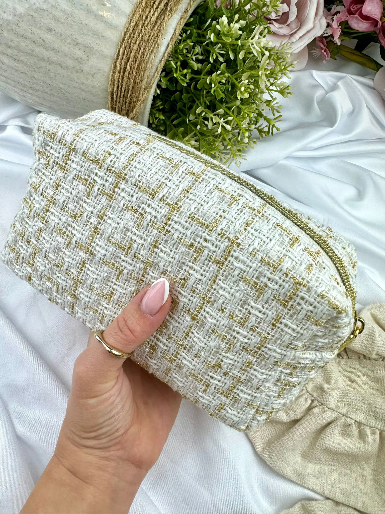 Golden Plaid Cosmetic Bag, Durable Fabric Travel Makeup Organizer - Image 1