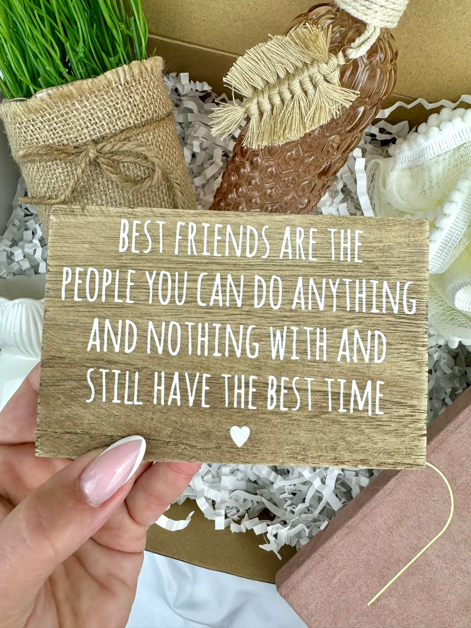'Best Friends are the people you can do anything and nothing with, and still have the best time' wooden block - Image 1